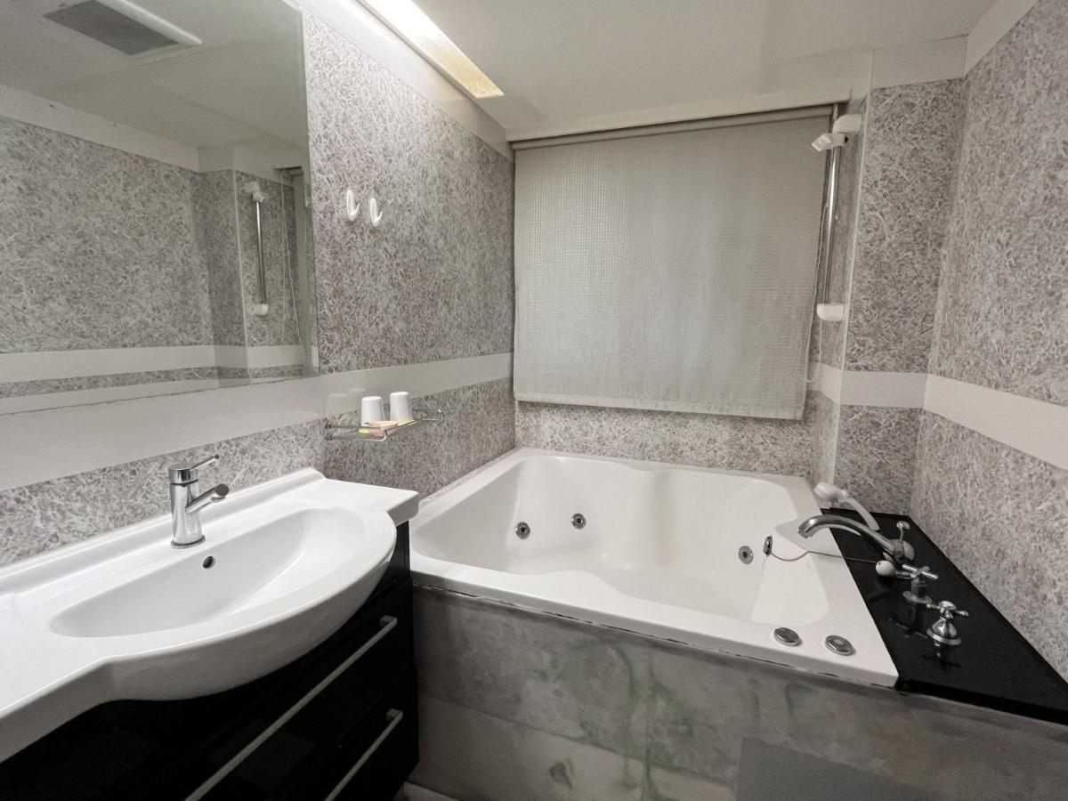 Guide Hotel Taipei Xinyi Екстериор снимка